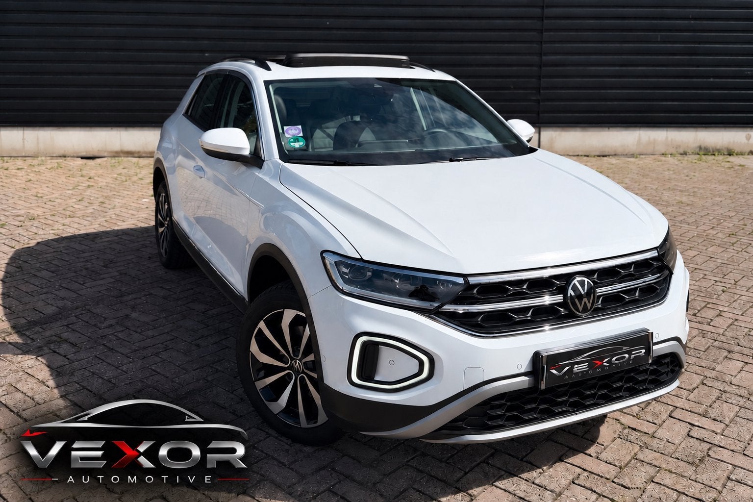 Volkswagen T-Roc 1.5 TSI | Keyless | Panoramadak | 2023, Auto's, Dealer onderhouden, 1498 cc, Euro 6, 4 cilinders