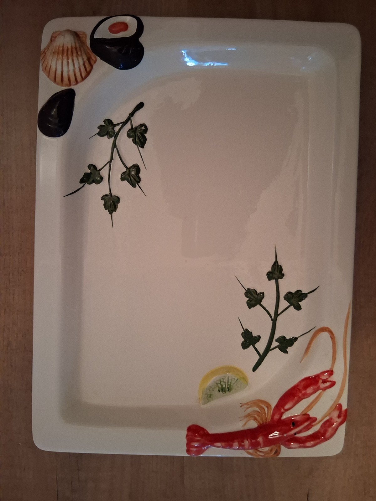 Decoratieve schaal met zeedieren, wit keramiek, Keramiek, Ophalen of Verzenden, Overige stijlen, Schaal of Schalen