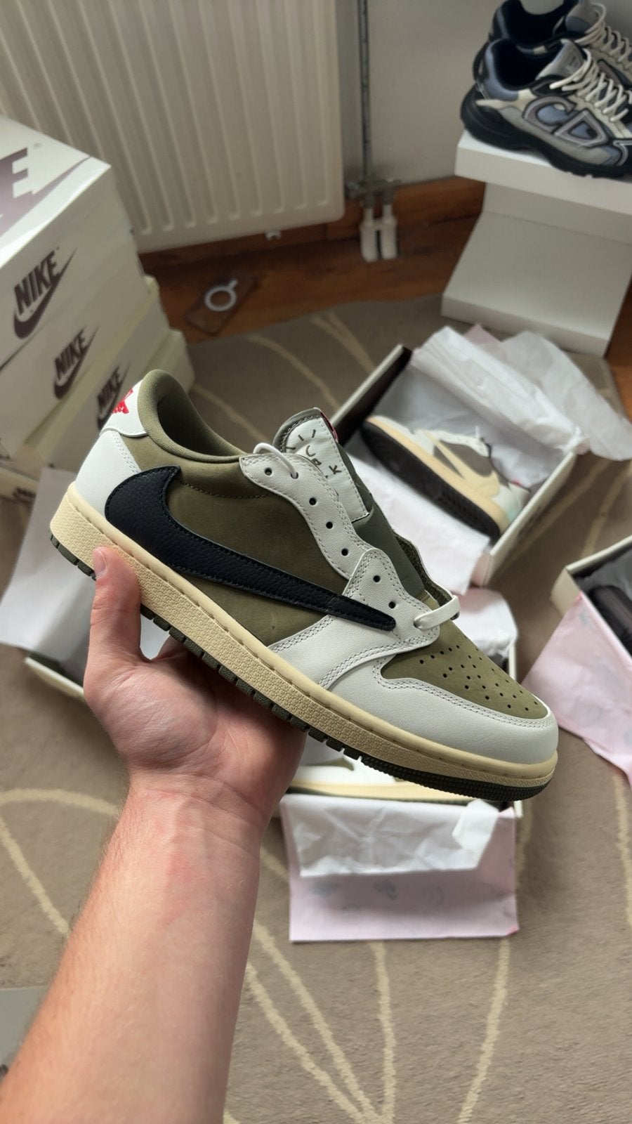 AIR JORDAN 1 LOW TRAVIS SCOTTS | 4 KLEUREN | 42T/M 44️, Ophalen of Verzenden, Nieuw, Overige kleuren, Sneakers of Gympen