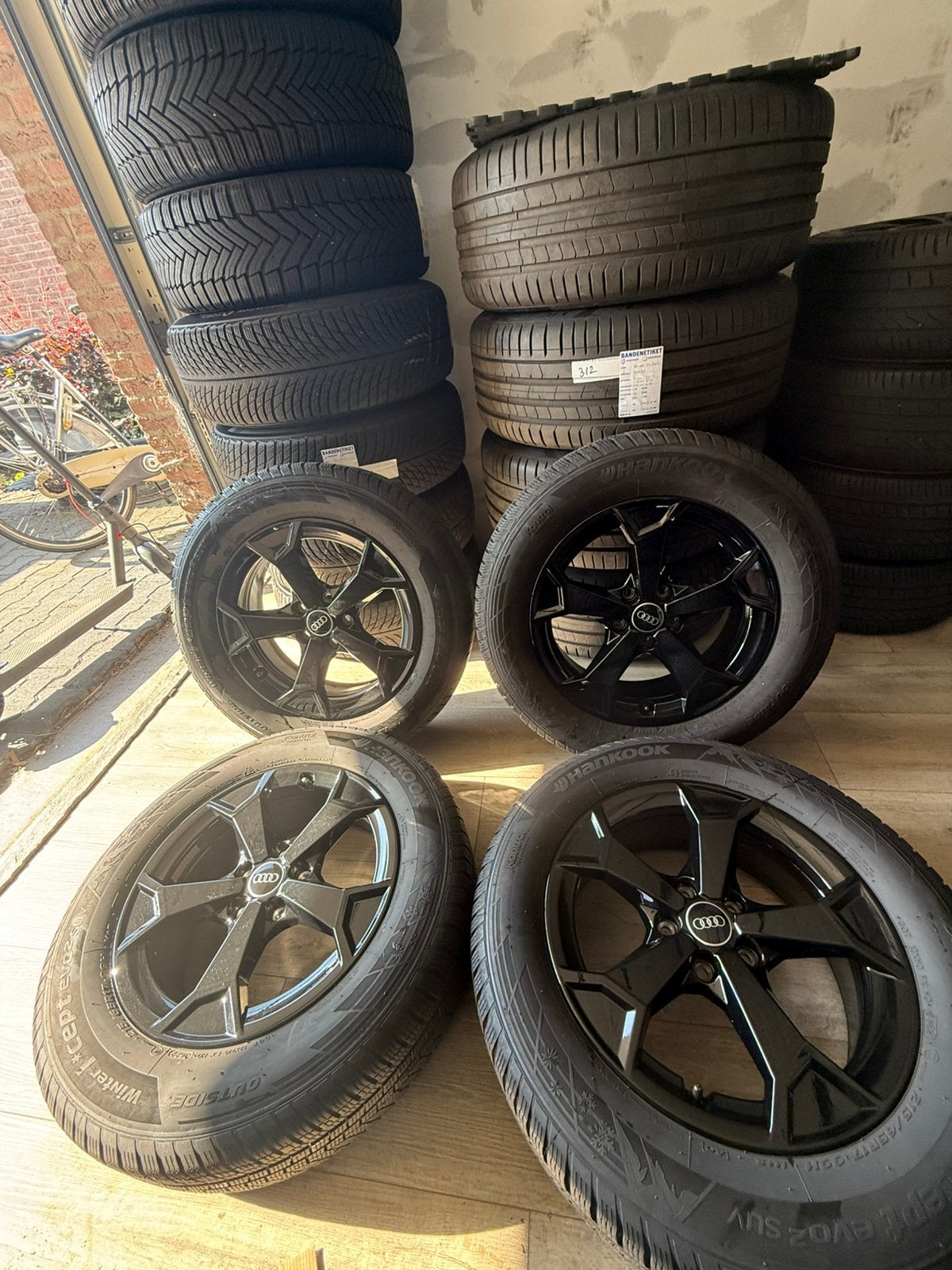 Audi Q3 orgineel/winter/17 inch/5x112, Audi, ----, Banden en Velgen, 17 inch