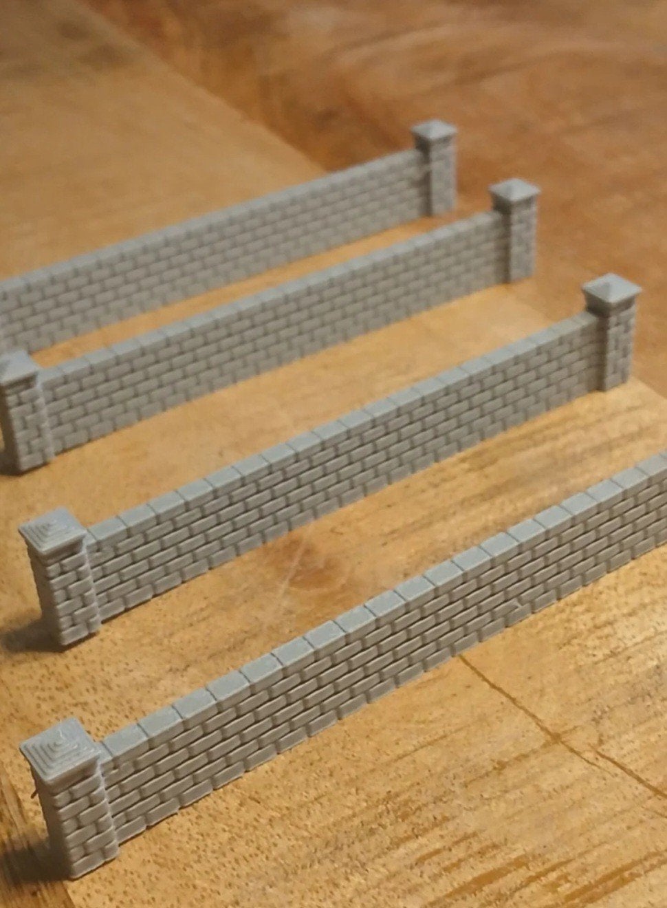 stenen muurtjes met pilaren 3 soorten h0, Hobby en Vrije tijd, Modeltreinen | H0, Overige merken, Verzenden, Gelijkstroom of Wisselstroom