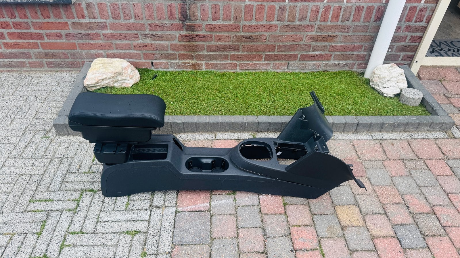 Middenconsole met armsteun en USB-lader voor VW Caddy, Auto-onderdelen, Ophalen, Gebruikt, Volkswagen