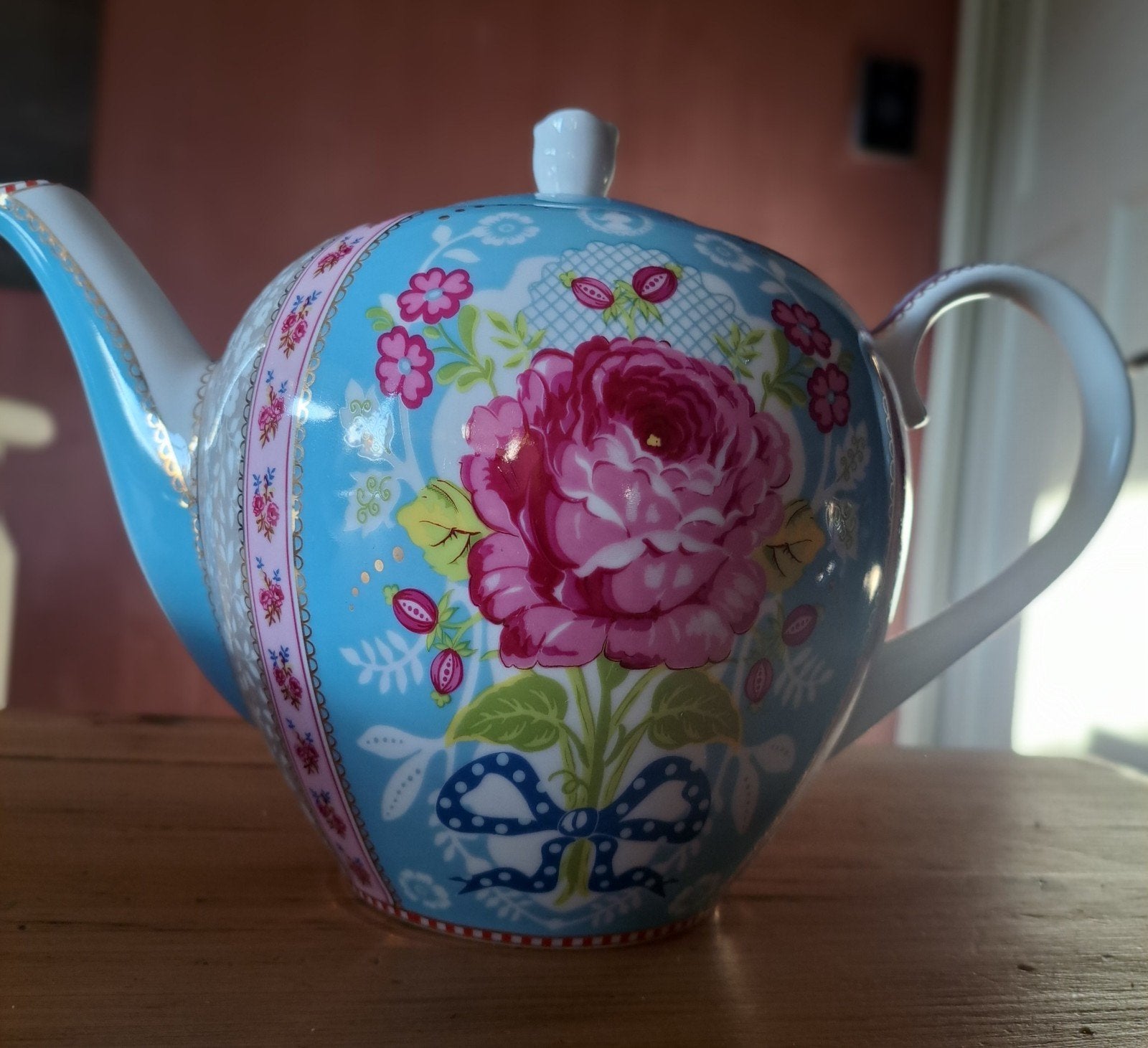 Pip Studio servies: theepot, taartschaal en 2 grote kommen, Huis en Inrichting, Keuken | Servies, Keramiek, Pip Studio, Ophalen of Verzenden