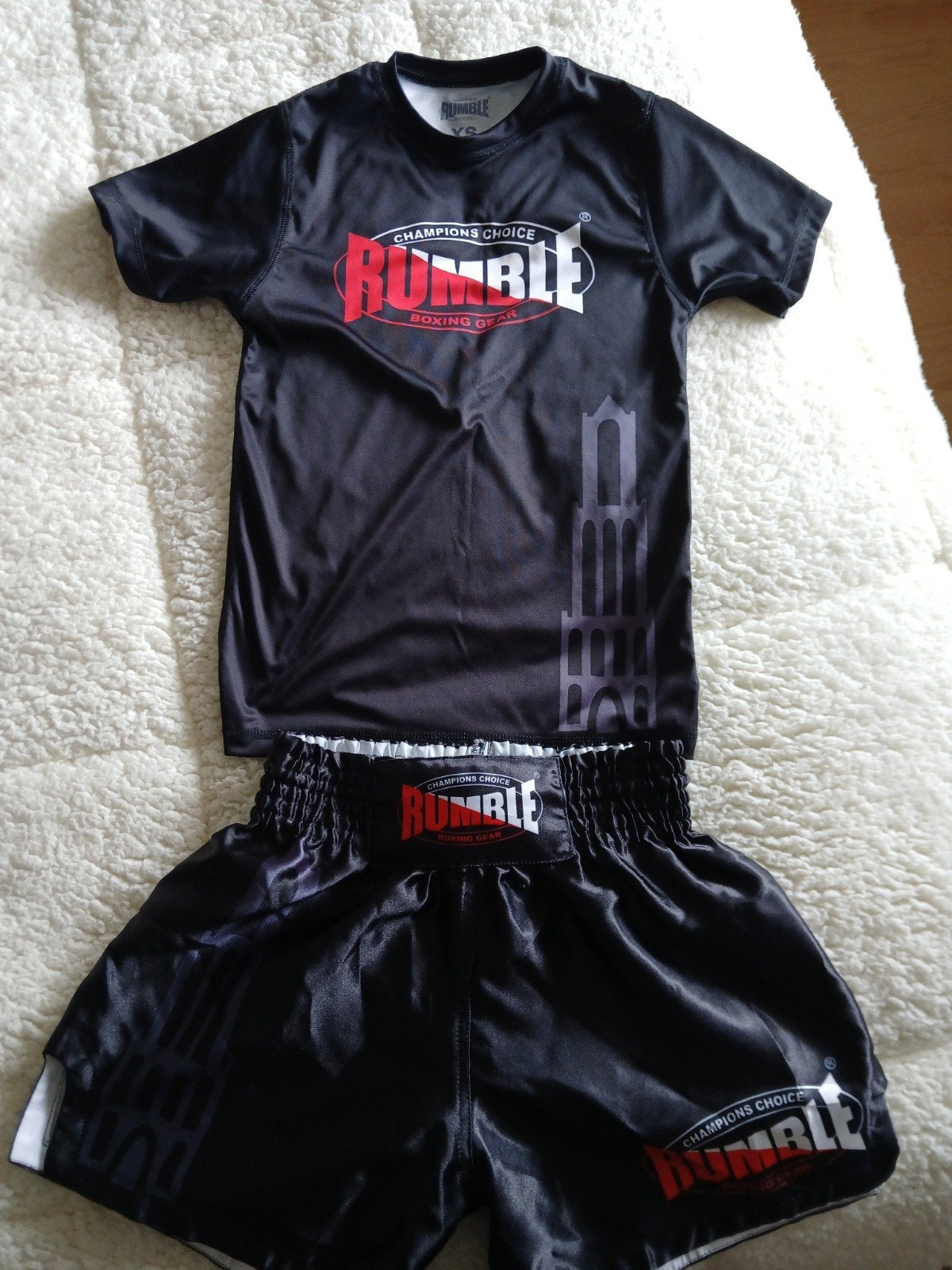 Rumble kickbox set., Maat XS of kleiner, Ophalen of Verzenden, Zo goed als nieuw, Shirt