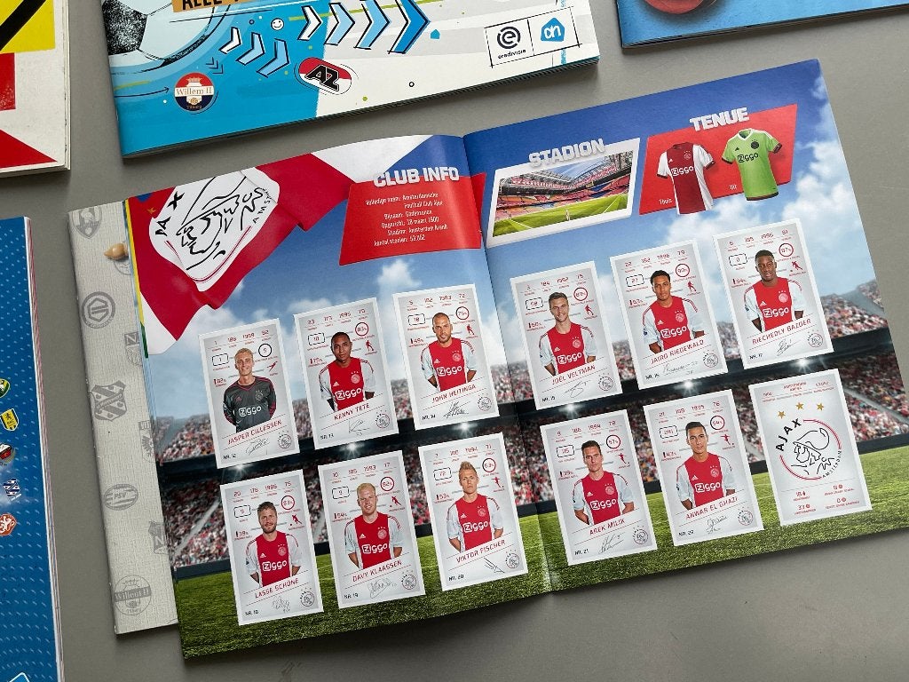 8 complete voetbalalbums van Albert Heijn, C 1000 en Plus. , Ophalen of Verzenden, Zo goed als nieuw, Overige binnenlandse clubs