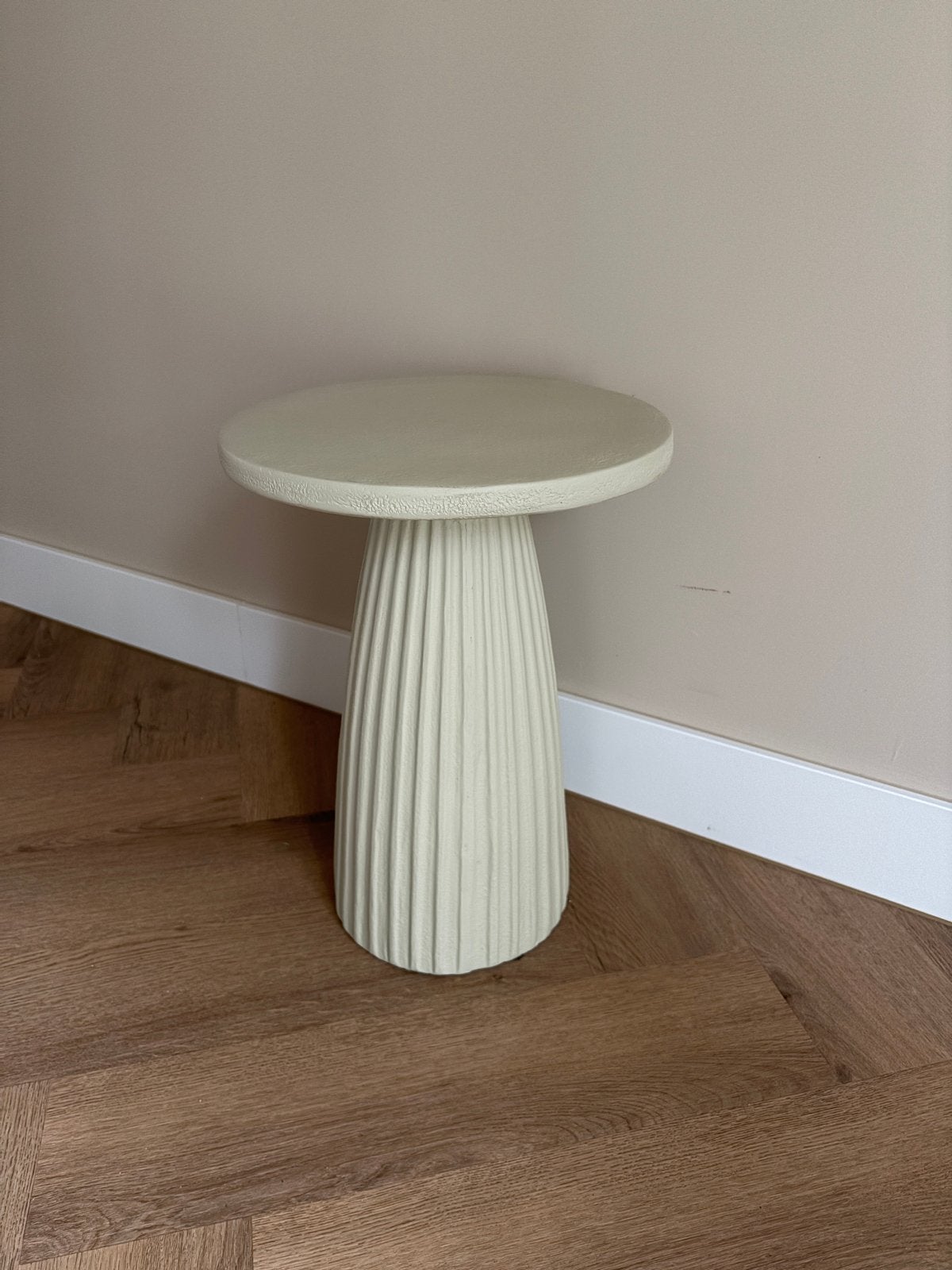 Leuke stenen ronde bijzettafel, Huis en Inrichting, Overige materialen, Minder dan 55 cm, Gebruikt, Rond