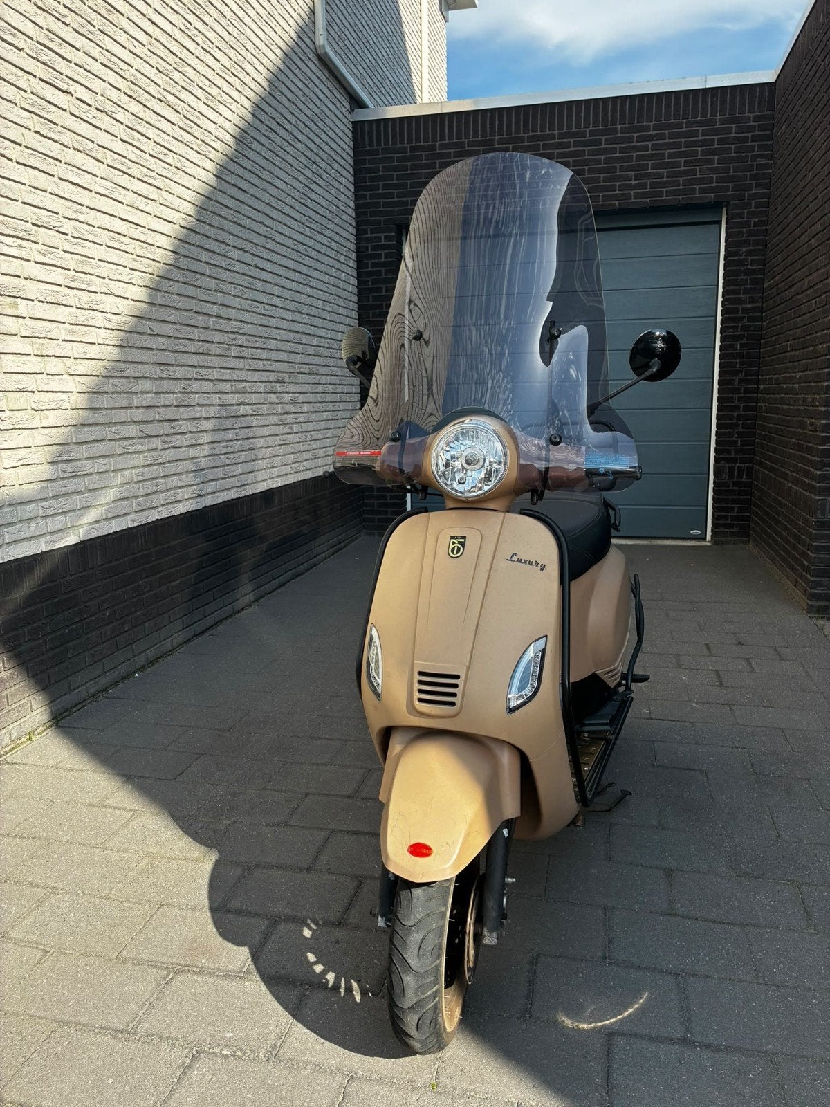 BTC Riva Luxury Cappuccino 45km/u 2020, Gebruikt, Benzine, Ophalen, Overige merken