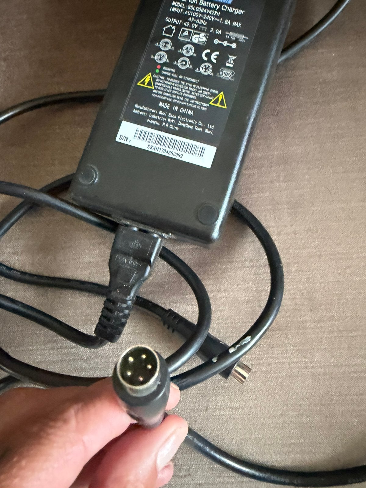 2 opladers voor elektrische fiets , popal, Ophalen of Verzenden, Zo goed als nieuw