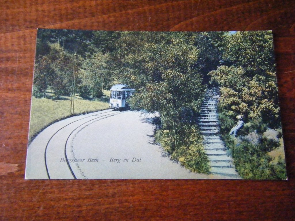 W38 - Berg en Dal - Beek - Bergspoor - Mooi/Zeer oud, Ophalen of Verzenden, Voor 1920, Gelderland