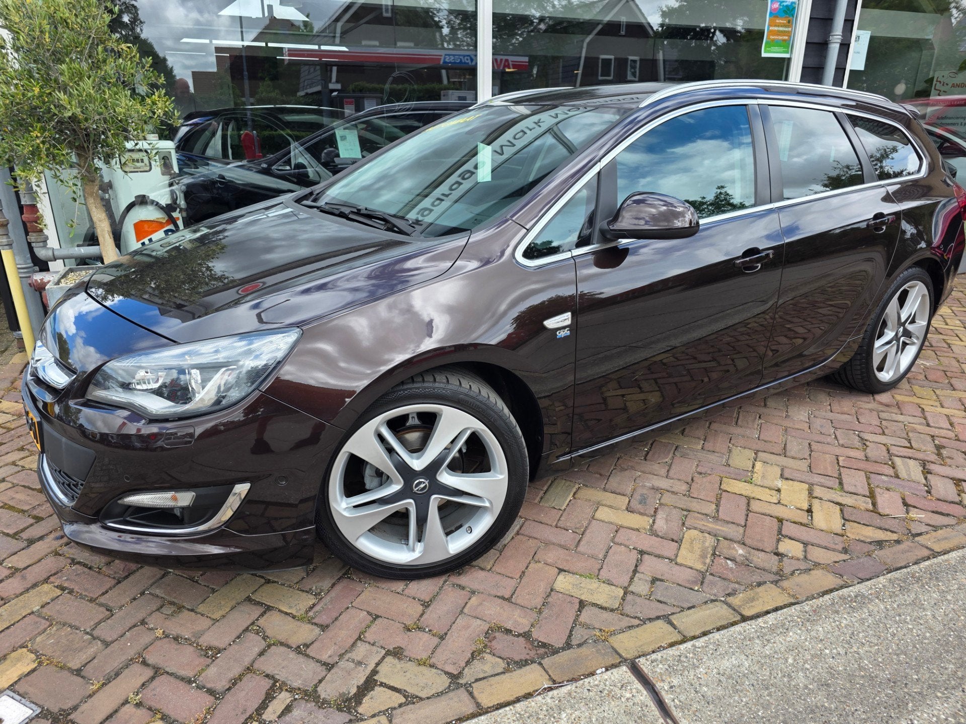 Opel ASTRA SPORTS TOURER 1.6 Sport,Opc-line,leerAutomaat,moo, Gebruikt, 4 cilinders, 116 pk, 1000 kg