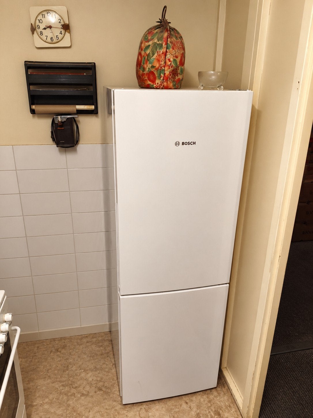 Bosch Serie 4 Koel-vriescombinatie KGV33VWEAS Wit, Ophalen