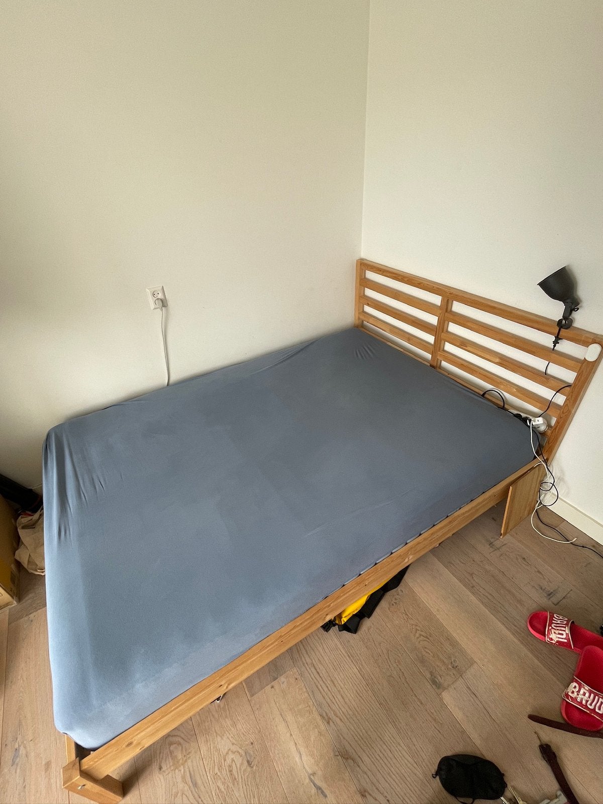 Ikea bed frame with slats 140, Wit, Tweepersoons, Zo goed als nieuw, Hout