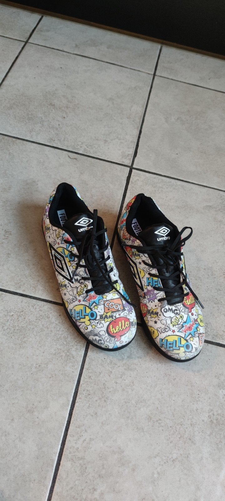 UMBRO Football schoenen maat 37, Ophalen of Verzenden, Zo goed als nieuw, Meisje, Schoentjes