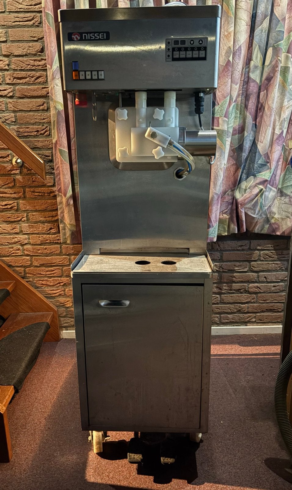 Nissei Softijsmachine - model NA-3342W, Ophalen, Gebruikt