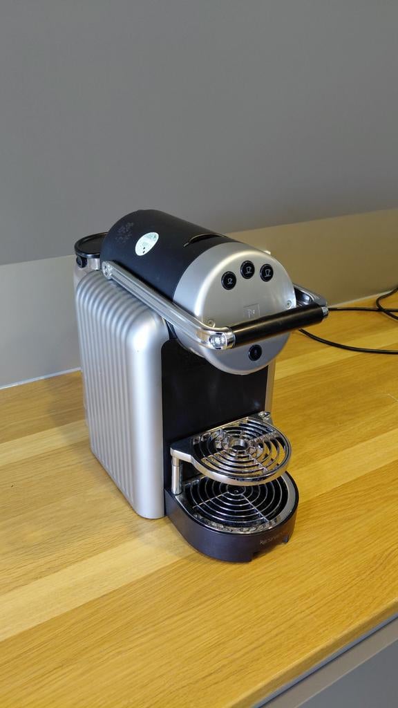 Nespresso Zenius Koffiemachine, Witgoed en Apparatuur, Koffiemachine, Ophalen of Verzenden, Niet werkend, 2 tot 4 kopjes