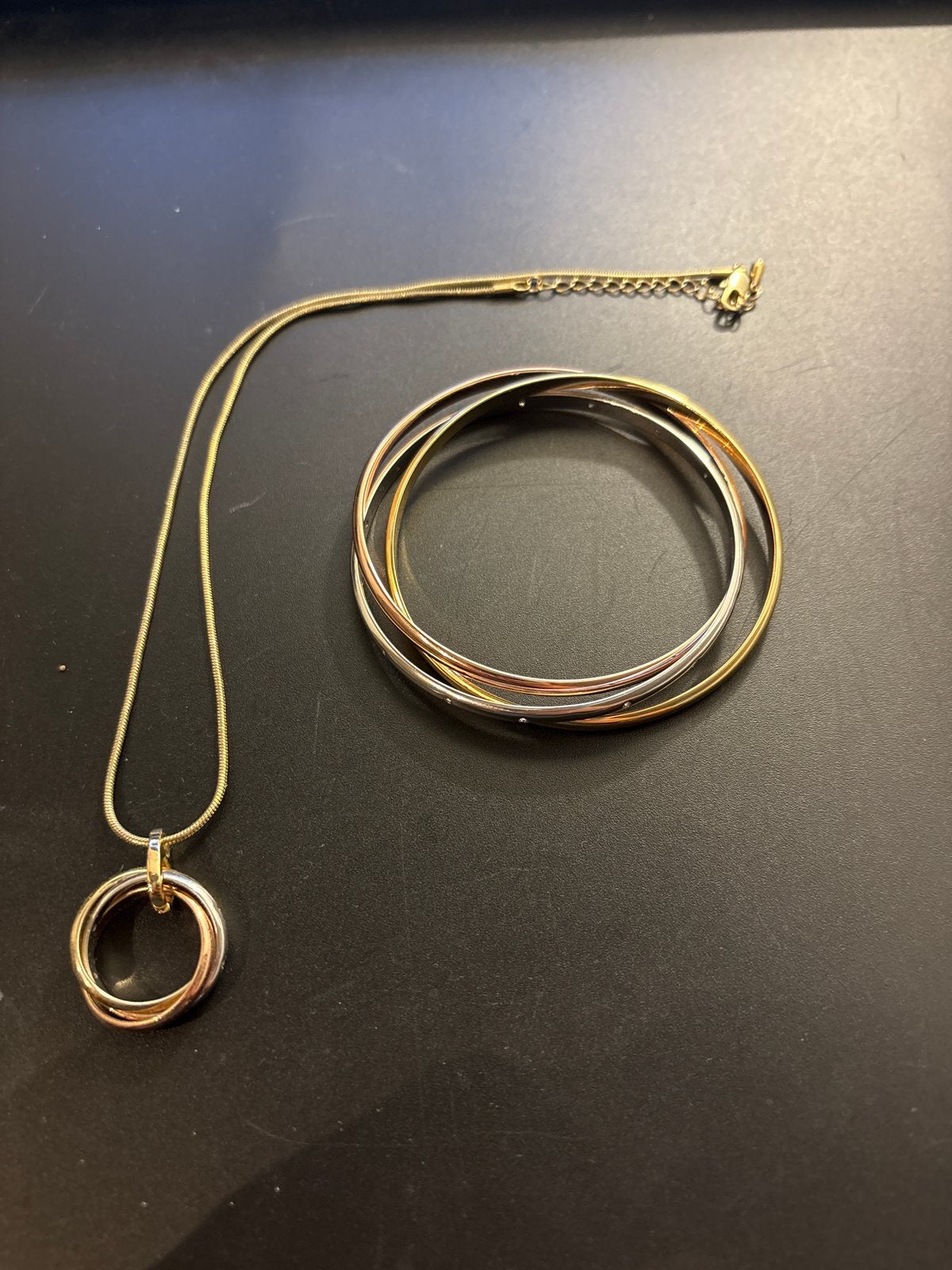 Buckley London Gouden ketting en armbandset, Sieraden, Tassen en Uiterlijk, Overige materialen, Ophalen of Verzenden, Zo goed als nieuw