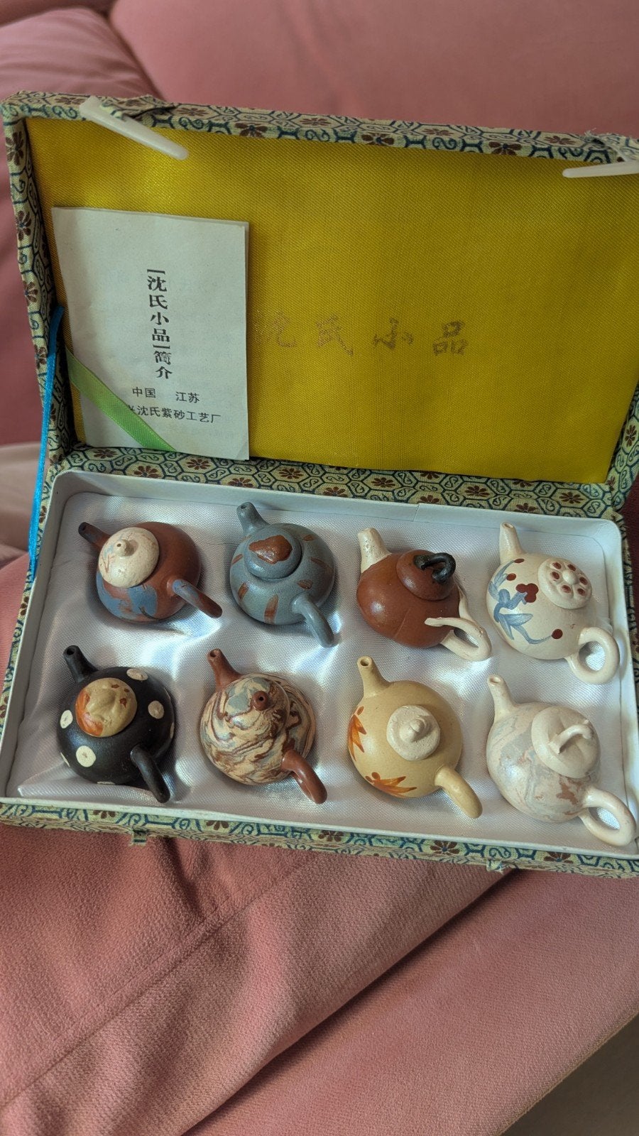Set van 8 miniatuur Chinese theepotten in geschenkdoos, Antiek en Kunst, Ophalen of Verzenden