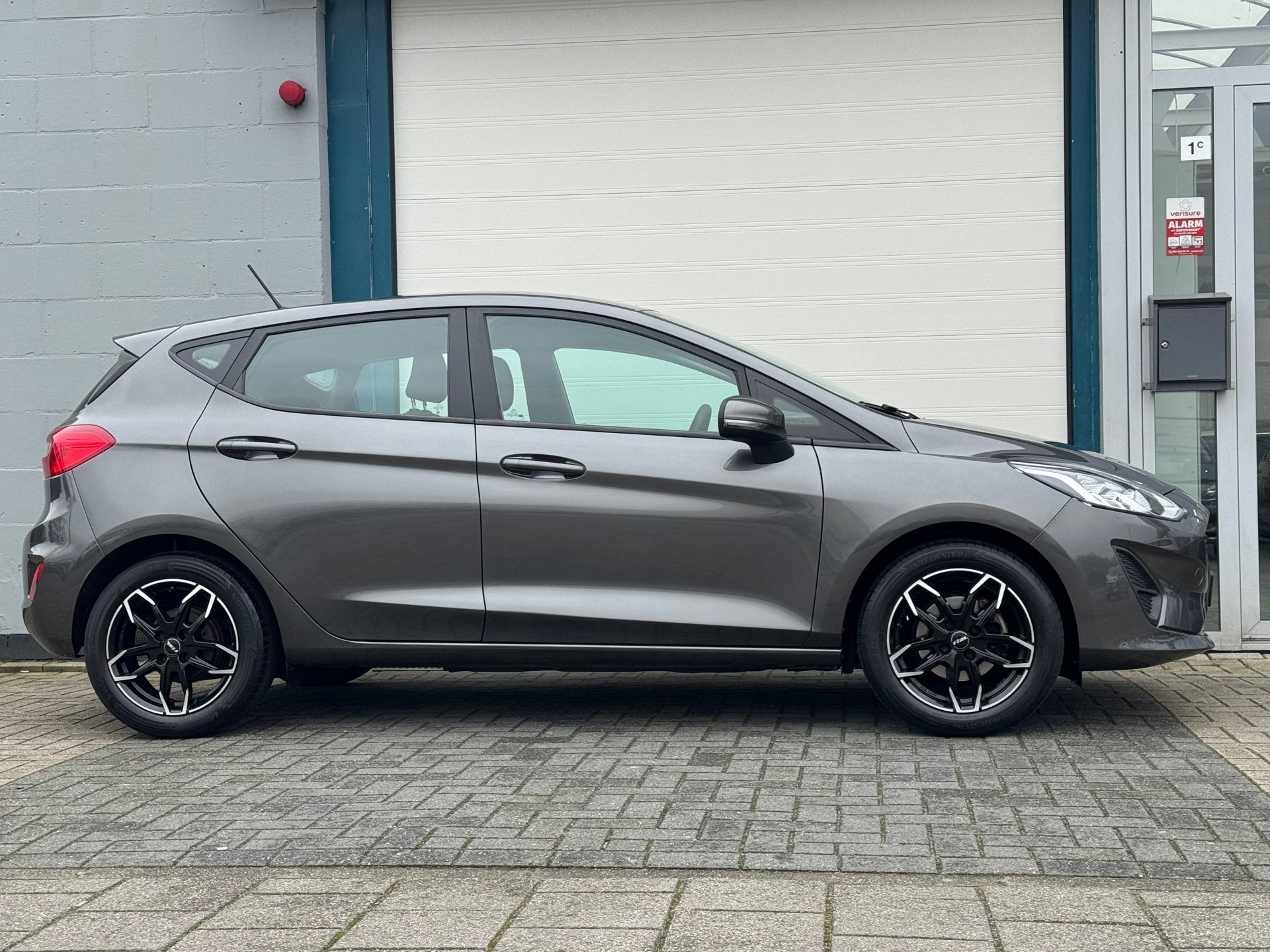 Ford Fiesta 1.1 Trend Apple carplay Navi, Voorwielaandrijving, Dealer onderhouden, 23 km/l, Origineel Nederlands