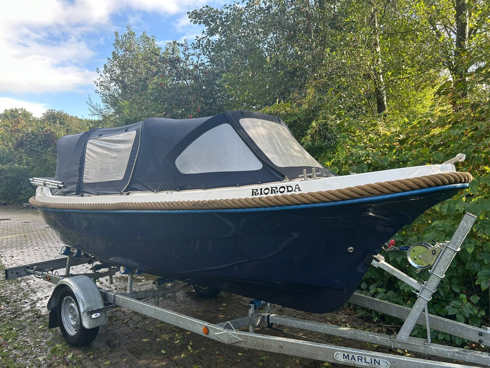 Rio Mar 570 sloep van eerste eigenaar. + stalling, Watersport en Boten, Ophalen, Maril, Buitenboordmotor, Biminitop