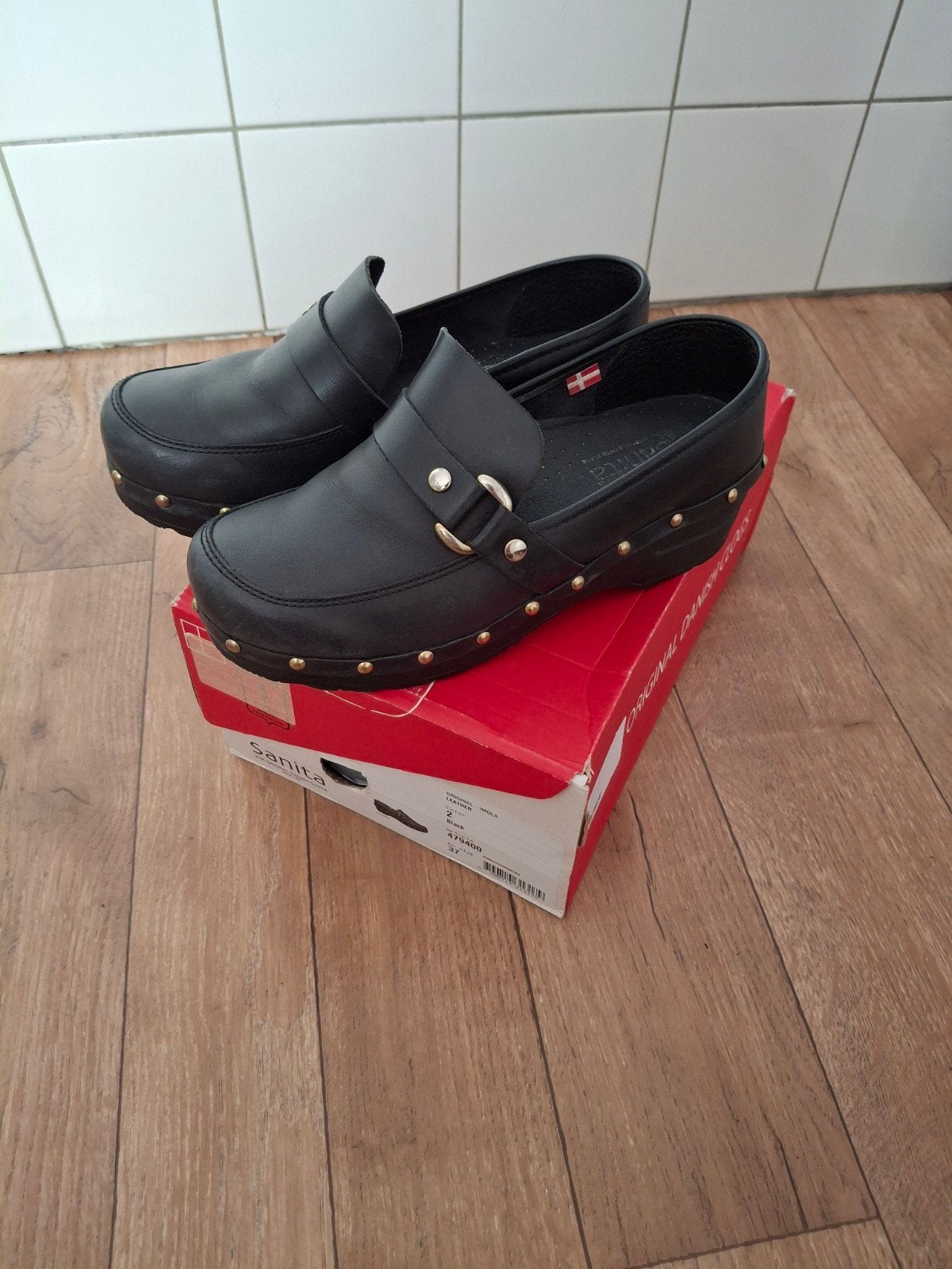 Mooie stoere Sanita klompen schoenen maat 38, Zwart, Overige typen, Ophalen of Verzenden, Zo goed als nieuw