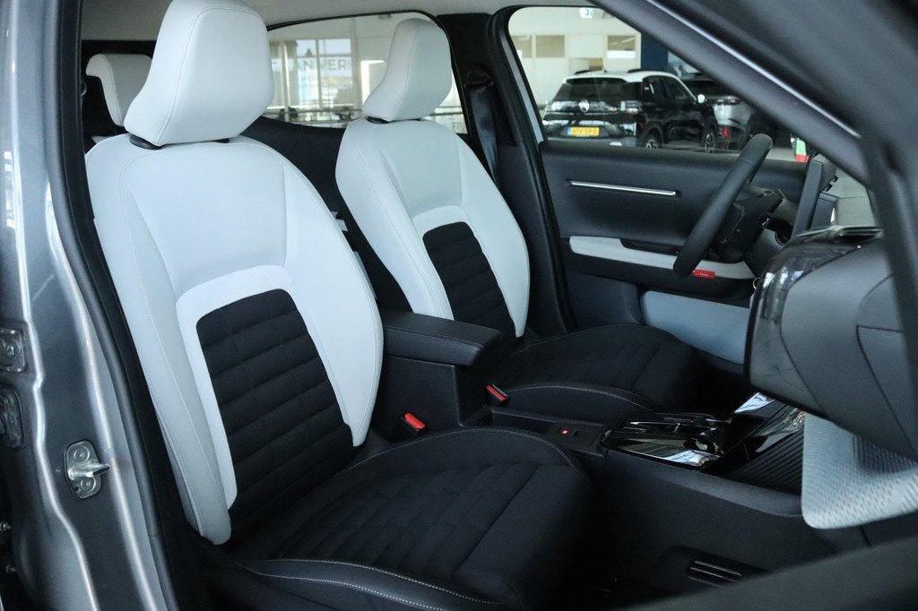Citroën C3 Aircross 1.2 Hybrid 145 Max, Euro 6, 1199 cc, Origineel Nederlands, Bedrijf