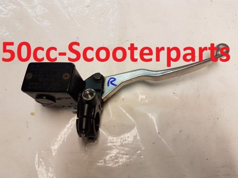 Remreservoir Rh Voor Suzuki Burgman 400 59600-14F00-000 Gebr, Motoren, Ophalen of Verzenden