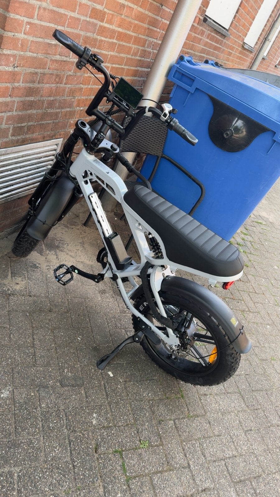 White Electric Mini Bike – Only 1300 KM, Ophalen of Verzenden, Zo goed als nieuw
