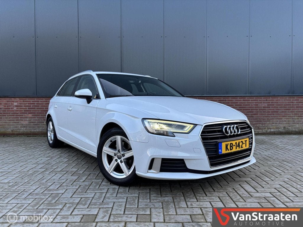 Audi A3 Sportback 1.0 TFSI Sport Lease Ed. | Cruise | Navi, Auto's, Audi, Voorwielaandrijving, Stof, Gebruikt, Wit