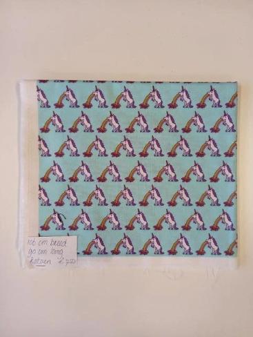 Klein lapje katoenen stof met unicorns 90 x 106 cm, Hobby en Vrije tijd, Stoffen en Lappen, Overige kleuren, Nieuw, Ophalen of Verzenden