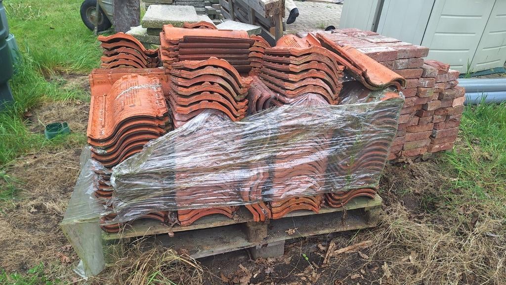Gebruikte dakpannen, KDN, rood, ca. 240 stuks, Ophalen, Gebruikt, Steen of Klei, 15 m² of meer