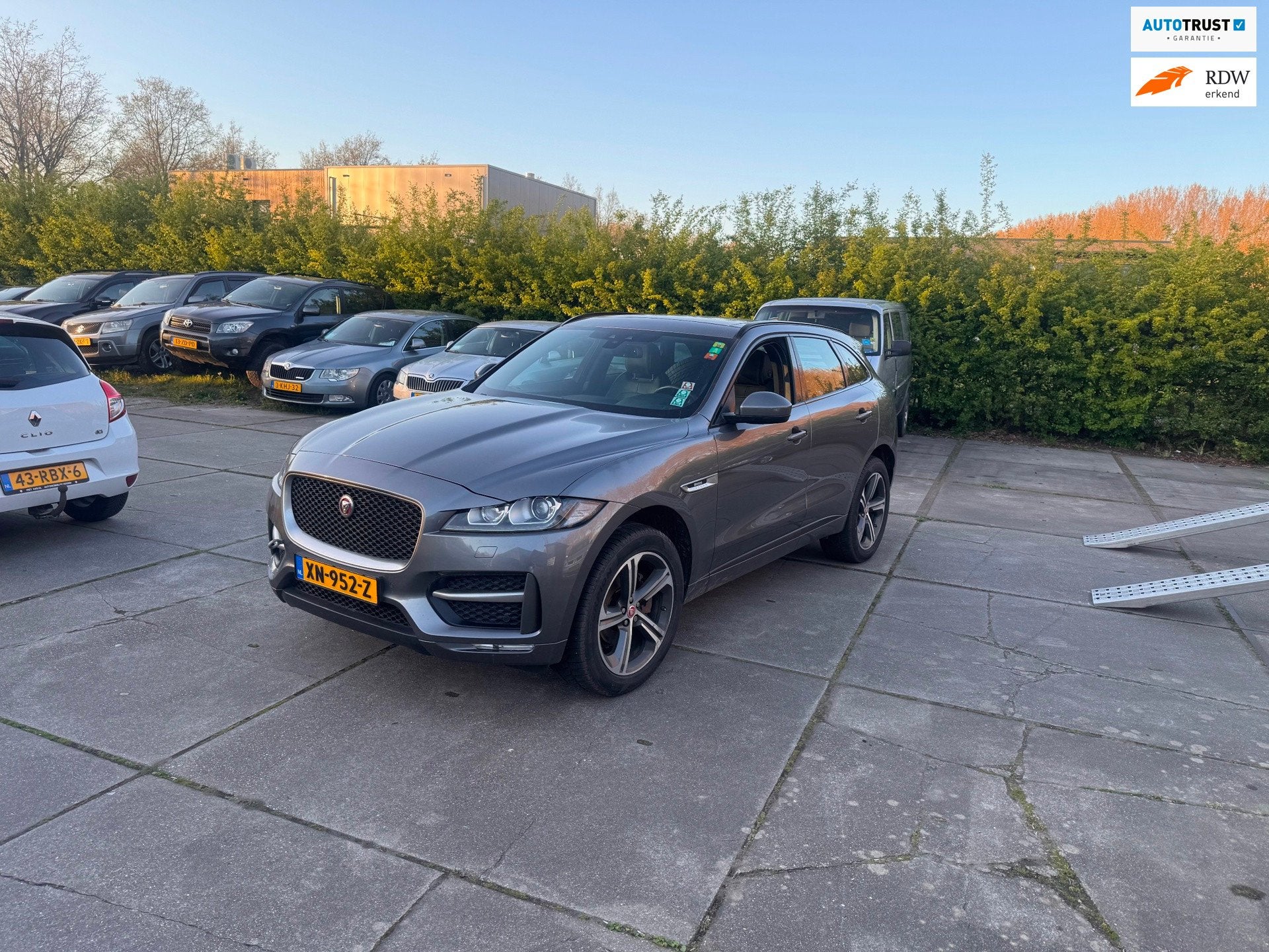 Jaguar F-PACE 2.0 Portfolio AWD 20d INJECTOR DEFECT.EX BPM.E, Auto's, Jaguar, Automaat, Automatische klimaatregeling, Gebruikt