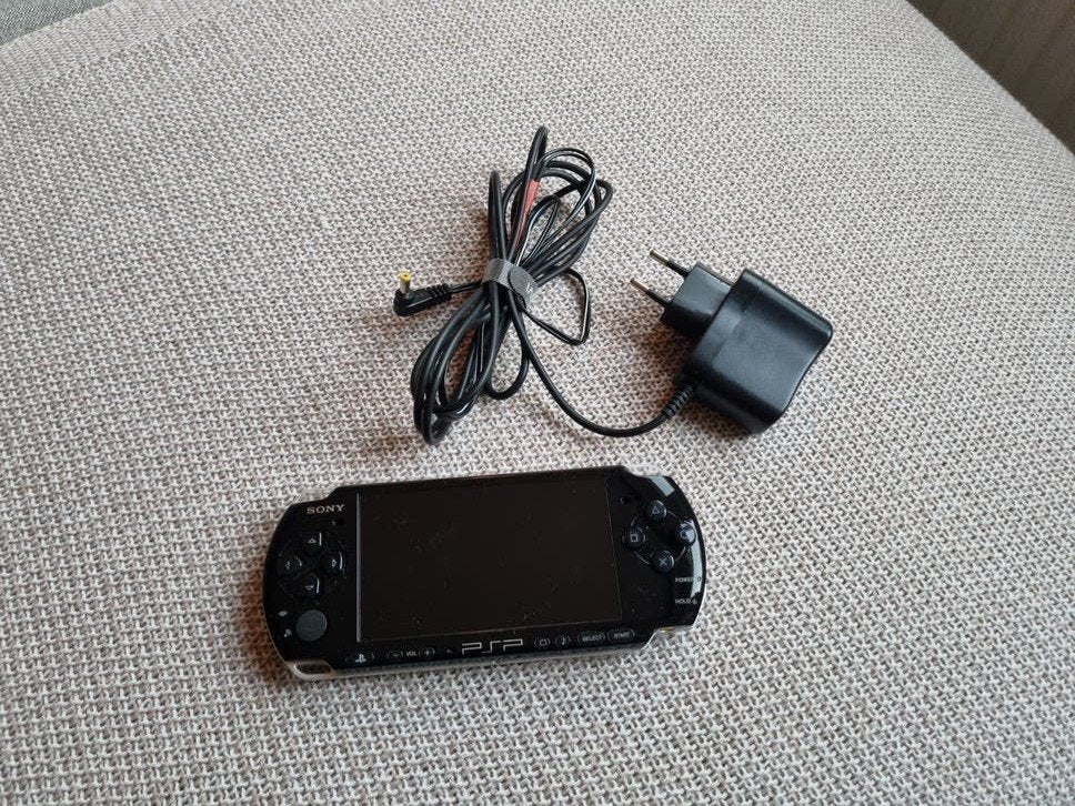 Sony PSP 3000 Zwart, Spelcomputers en Games, Ophalen of Verzenden, Gebruikt, Zwart, PSP 3000