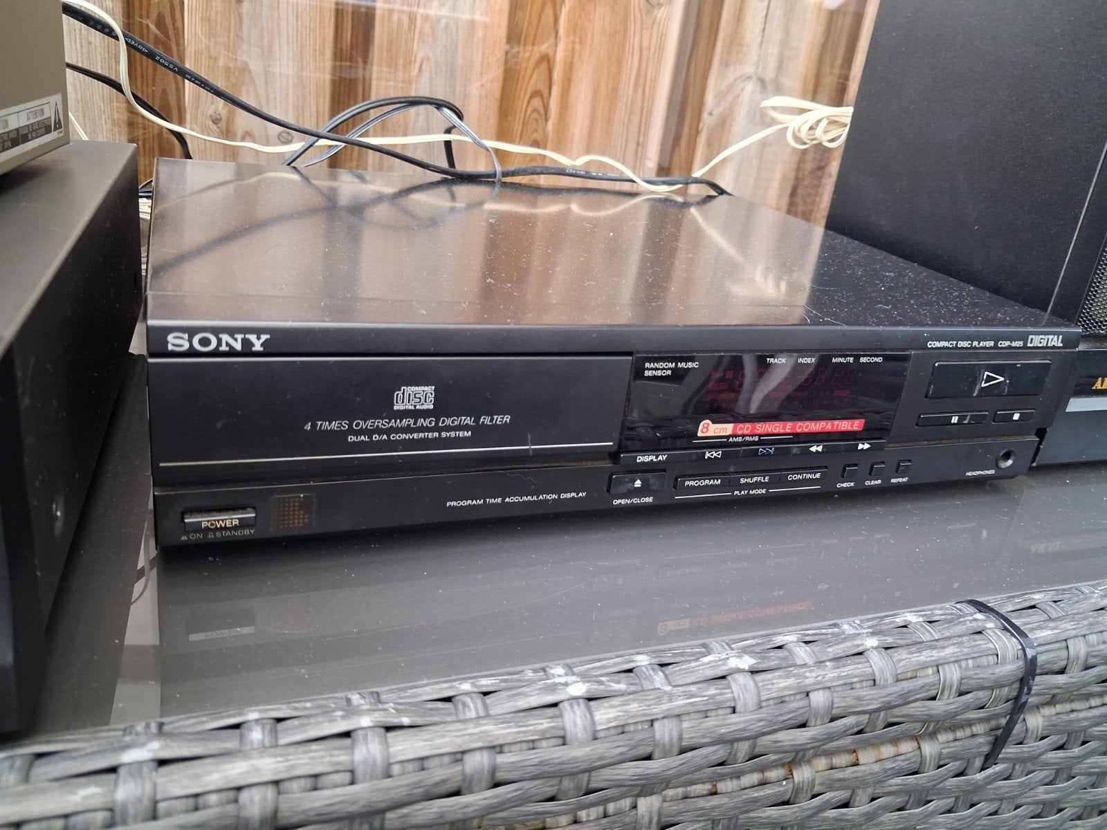 Sony CDP-25 CD-speler - Goed werkend met gebruikssporen, Ophalen of Verzenden, Gebruikt, Sony