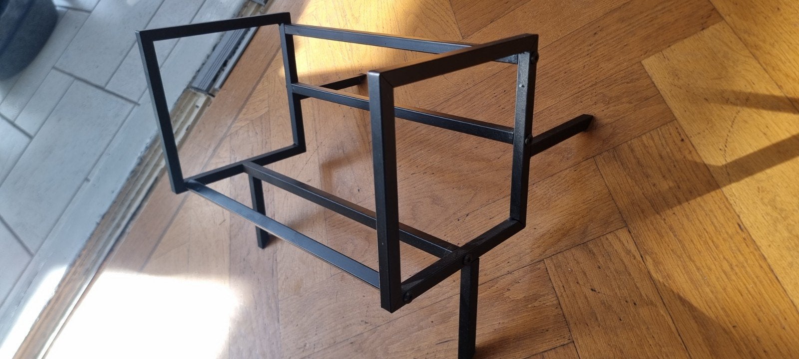 Zwart metalen onderstel voor lp's, Ophalen, Zo goed als nieuw, Cd's