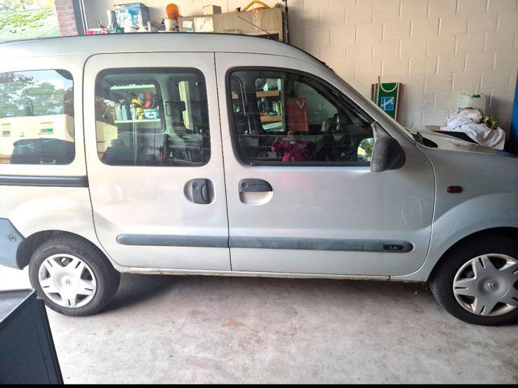 Renault kangoo 1,4 RTE, Particulier, Te koop, Benzine