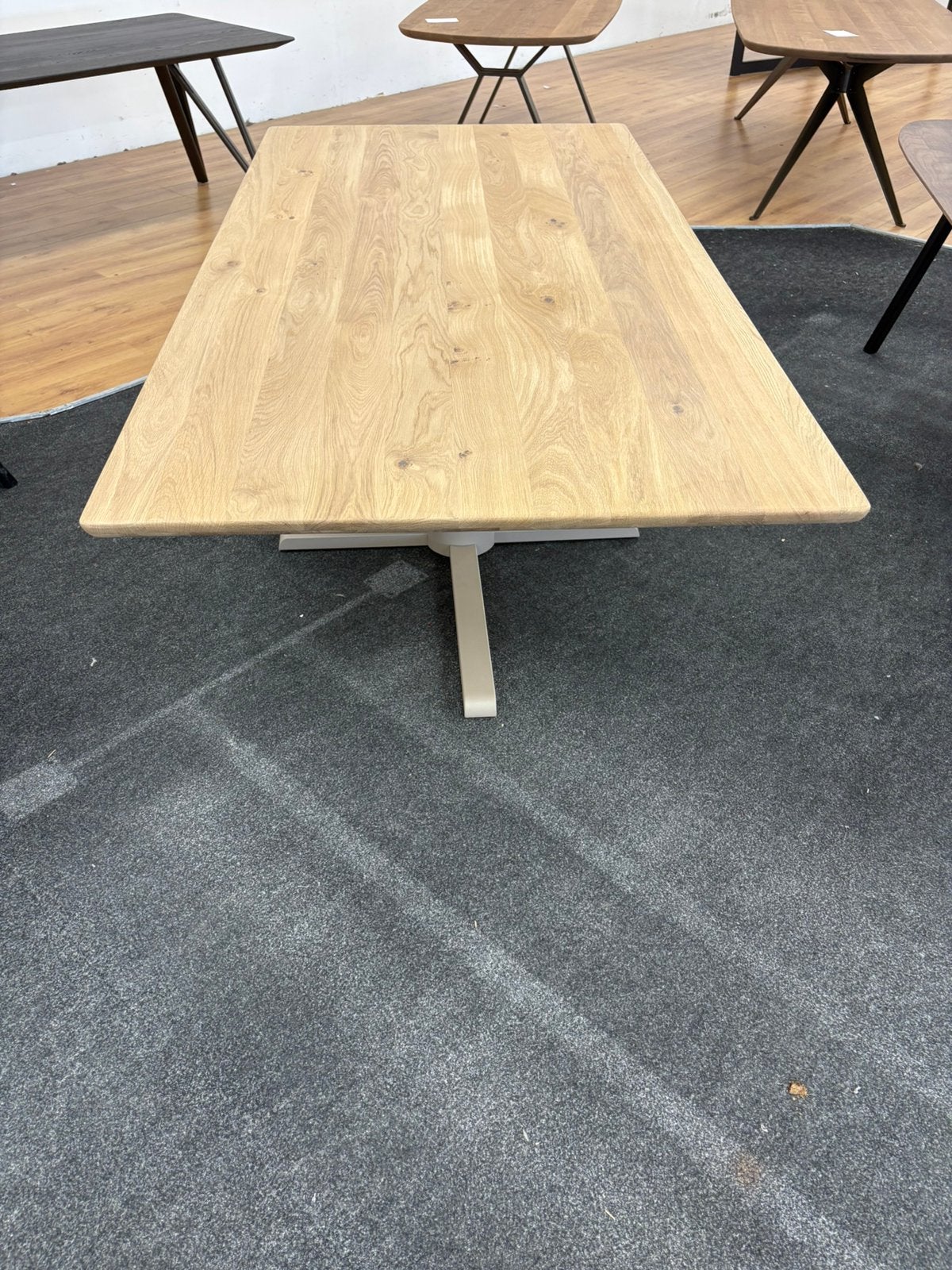 Dyyk eetkamertafel Flint, Ophalen, 200 cm of meer, 50 tot 100 cm, Zo goed als nieuw