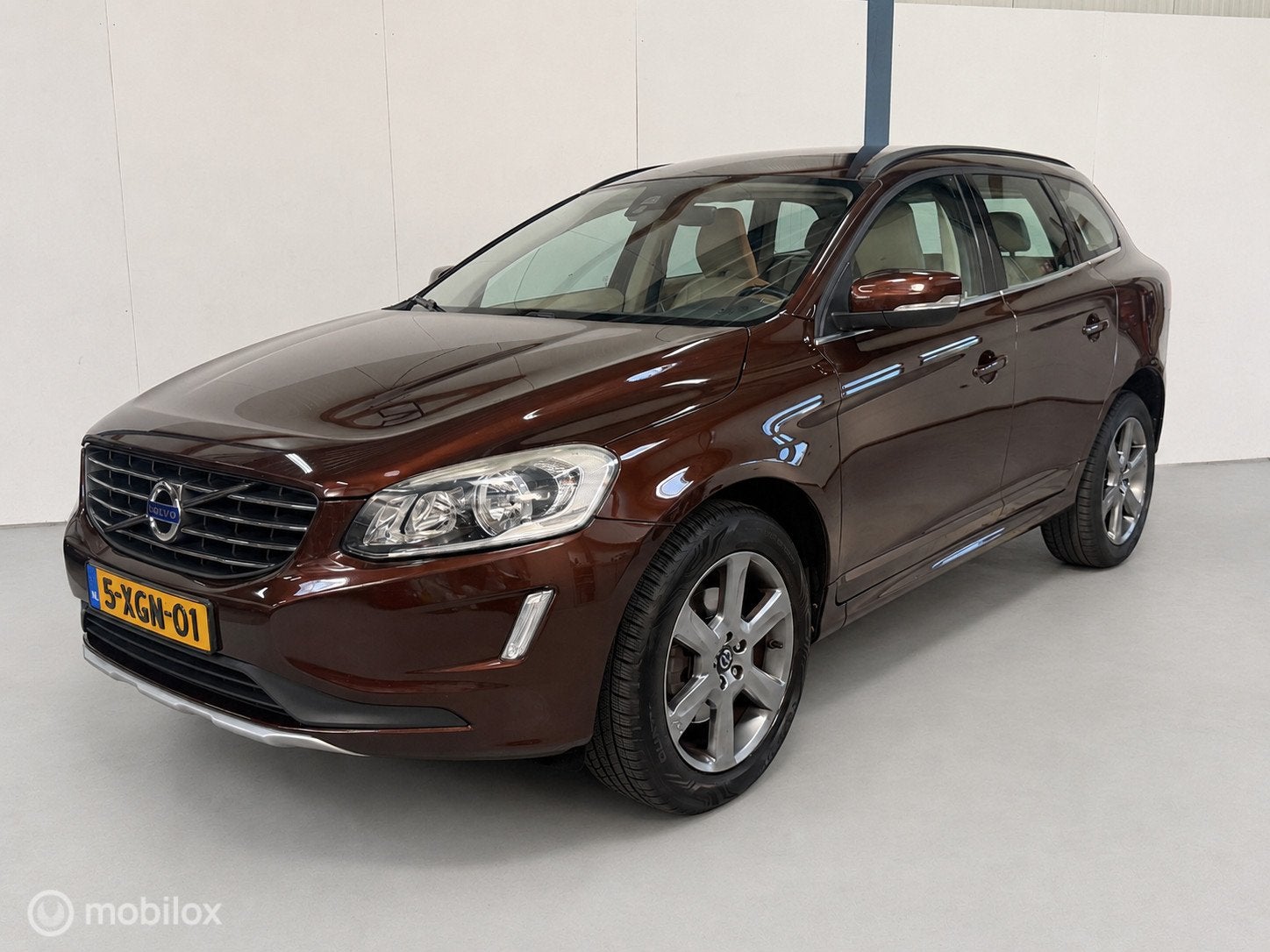 Volvo XC60 2.0 T5 FWD Momentum LEER / NL-AUTO, Auto's, Volvo, 15 km/l, Gebruikt, 4 cilinders, 1622 kg
