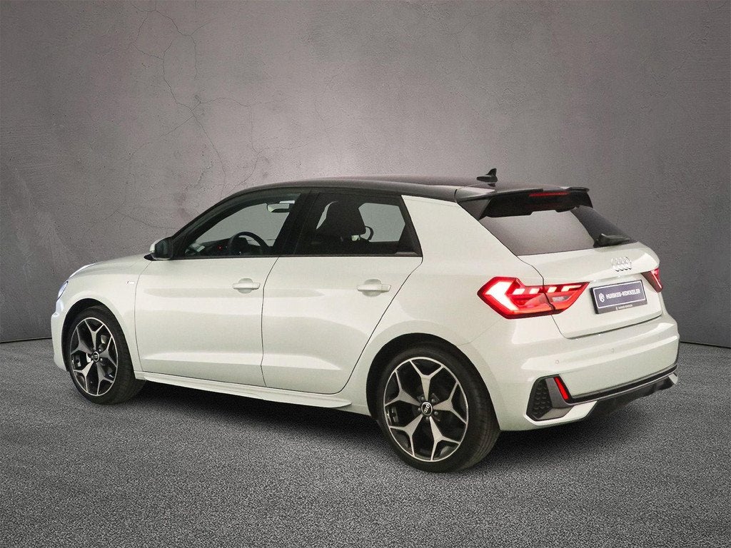 Audi A1 Sportback 25 TFSI S edition | Apple/Android Play | A, Auto's, Audi, Euro 6, 95 pk, 3 cilinders, Zilver of Grijs