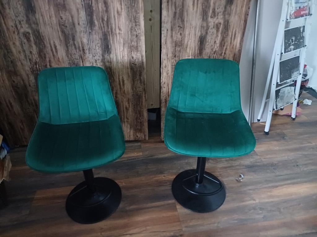 Barstoelen/barkrukken velvet groen, Ophalen, 60 tot 90 cm, Zo goed als nieuw, In hoogte verstelbaar