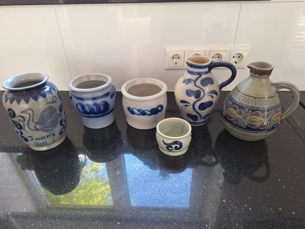 Set van 6 vintage aardewerk kruiken en potten, Tuin en Terras, Rond, Ophalen of Verzenden, Aardewerk, Minder dan 40 cm