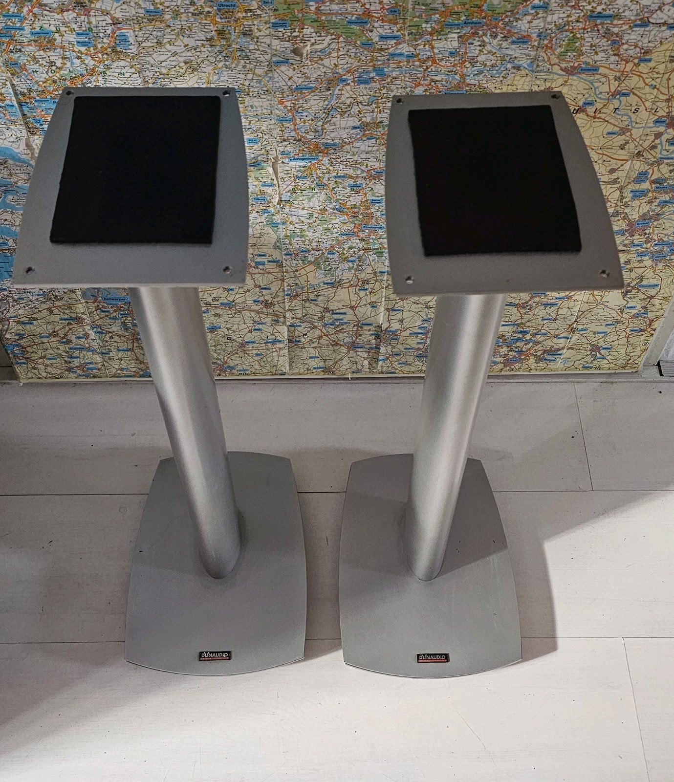 Dynaudio stands