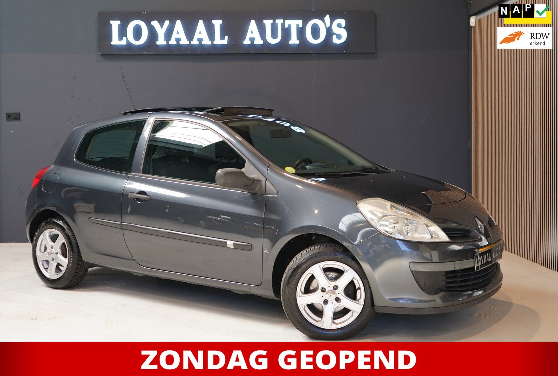 Renault Clio 1.2-16V Business Line | PANO | AIRCO | ELEK.RAM, Voorwielaandrijving, Elektrische ramen, Gebruikt, 4 cilinders