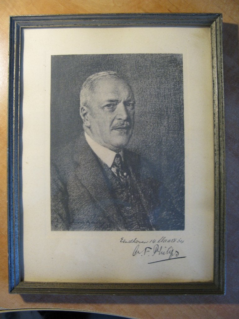 litho portret Anton Philips, Eindhoven, 1934, A. v. Anrooy, Portret en Figuren, Lithografie, Gesigneerd in de plaat, Ophalen of Verzenden