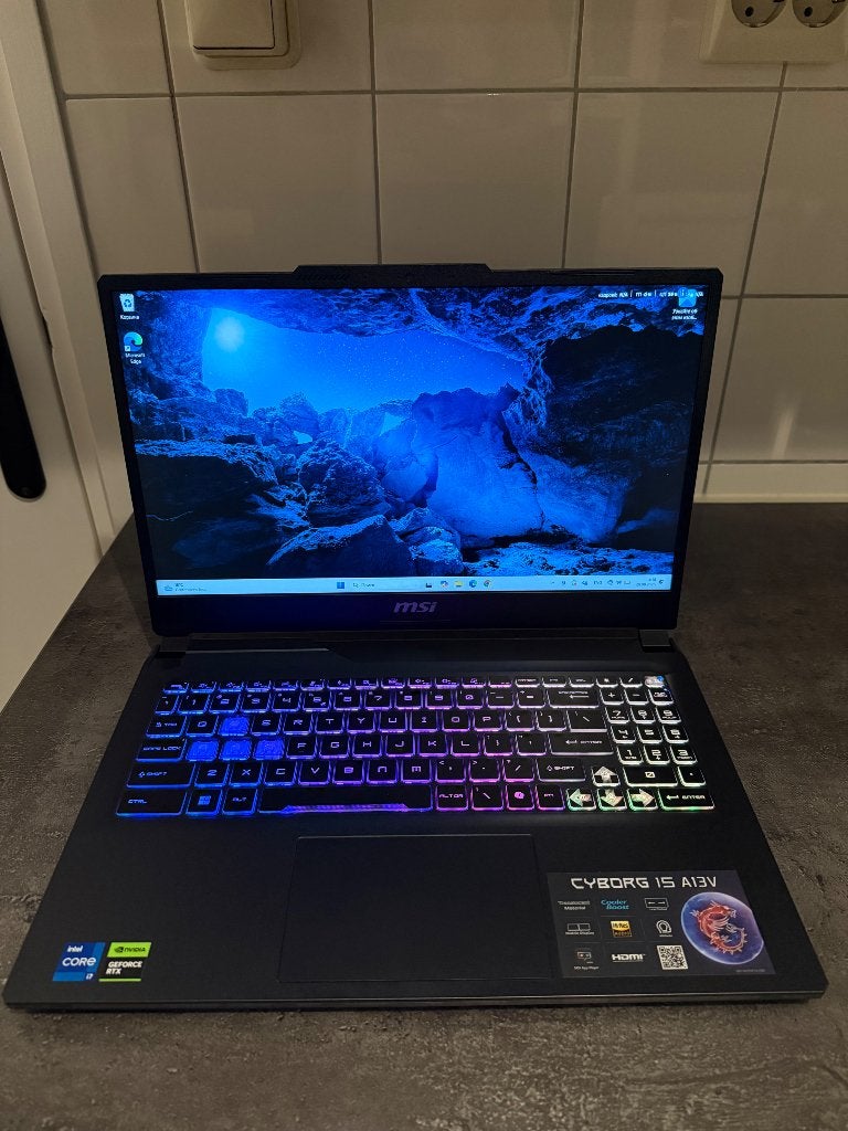 MSI Game Laptop | RTX 4060 | i7-13620H | 16GB