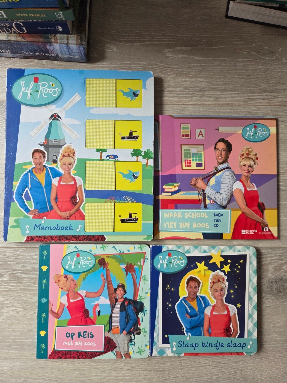 Juf Roos - 4x boeken, Ophalen of Verzenden, Gelezen, 3 tot 4 jaar