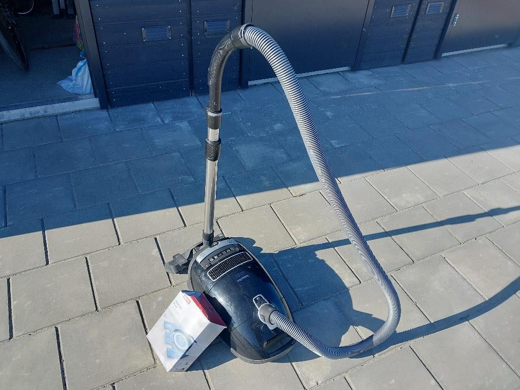 Miele stofzuiger, Gebruikt, Geschikt voor harde vloeren, Miele, Sledestofzuiger