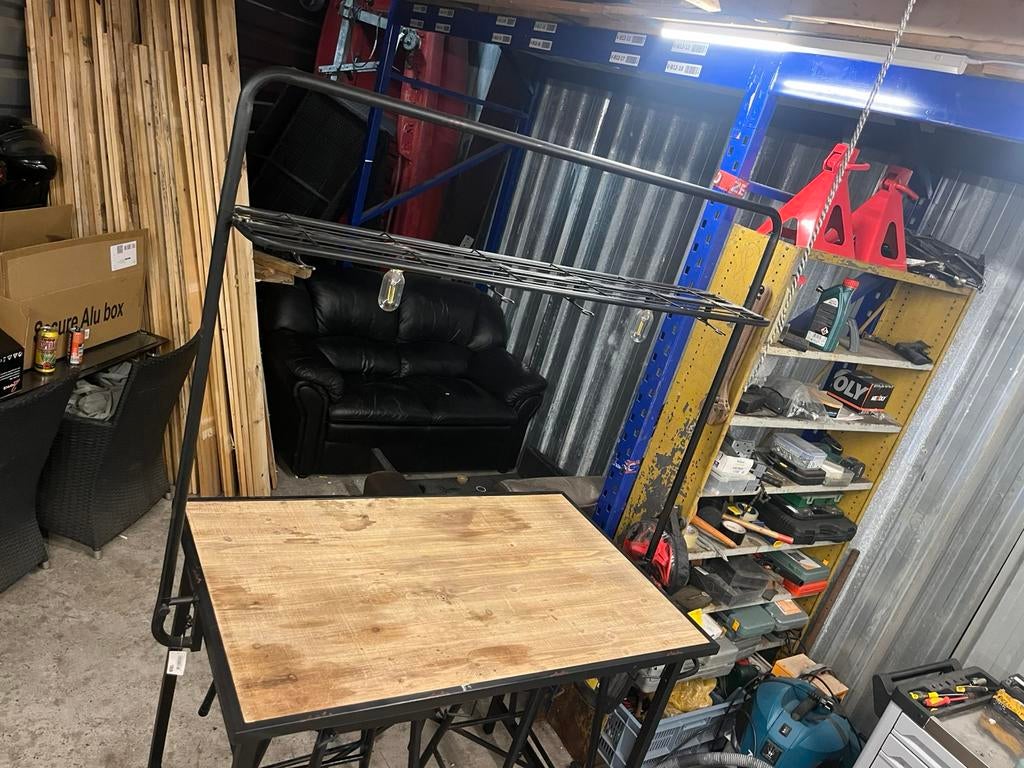 Niewe in doos bartafel met 4 kruken, Ophalen of Verzenden, Zo goed als nieuw, Overige typen, Minder dan 2 meter