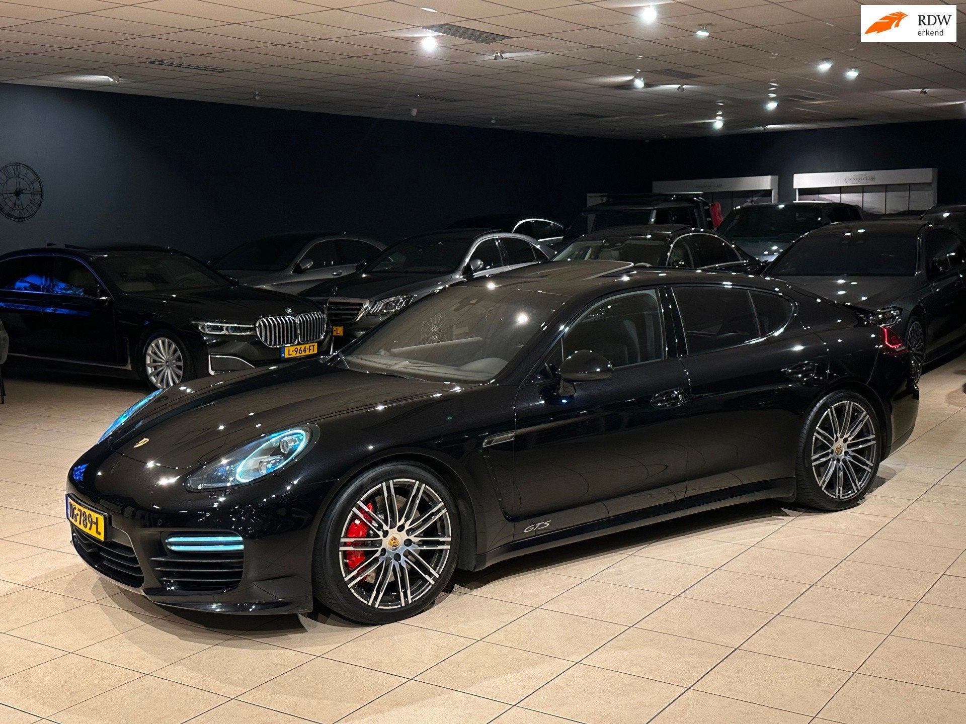Porsche Panamera 4.8 GTS Facelift/Sportchrono/Opendak/Bomvol, Auto's, Porsche, Automaat, Gebruikt, 4 stoelen, Lichtsensor