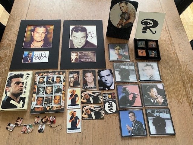 Robbie Williams diverse verzamel spulletjes, Verzamelen, Ophalen of Verzenden, Zo goed als nieuw, Overige typen