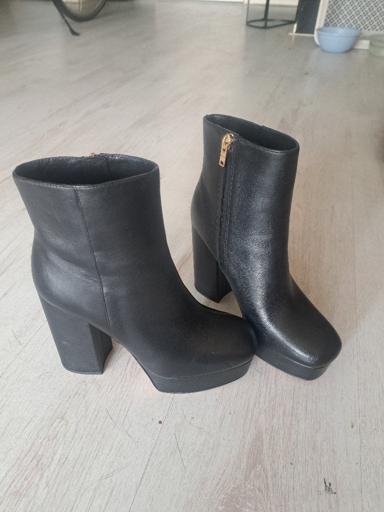 Laarsjes coach new york maat 38 5, Ophalen, Zwart, Zo goed als nieuw, Schoenen met hoge hakken
